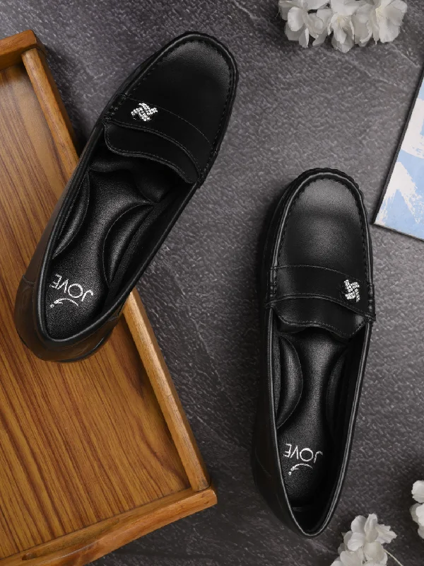 Women Black Solid Loafers