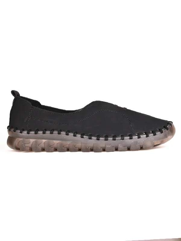 Women Black Solid Loafers