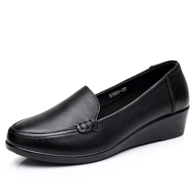 USS Shoes Aura Women's Leather Loafers