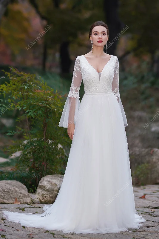 A-Line Boho Wedding Dress With Long Sleeves Sexy Lace Gown