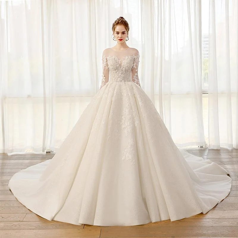 Women's Plus Size Long Sleeves Illusion Bodice Bridal Wedding Dresses Gowns Classic Lace Gown