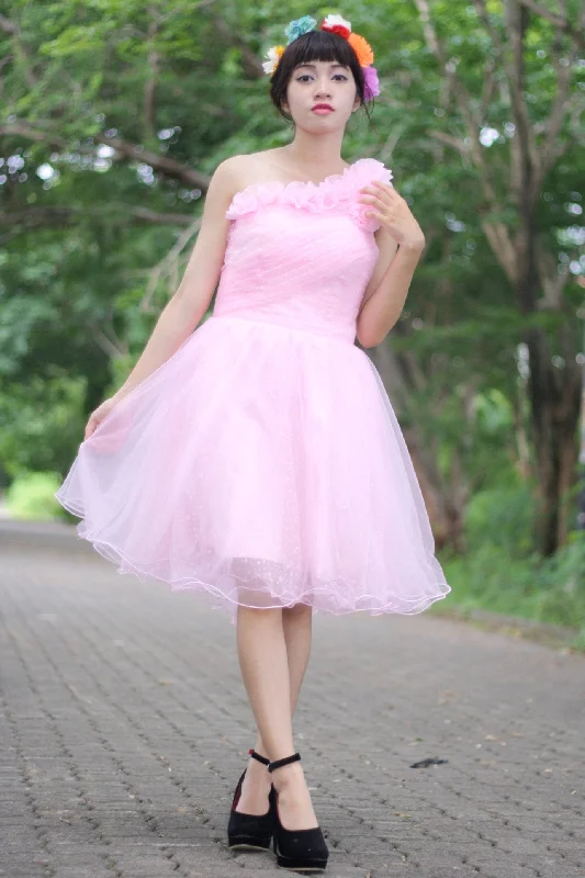 A-line One-shoulder Knee Length Tulle Handmade Flower Homecoming Dress Tulle Dress Soft